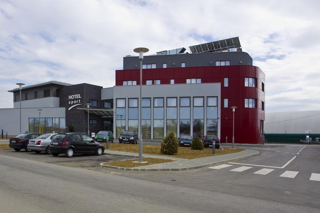 Hotel Sport Ivanić-Grad Exterior foto